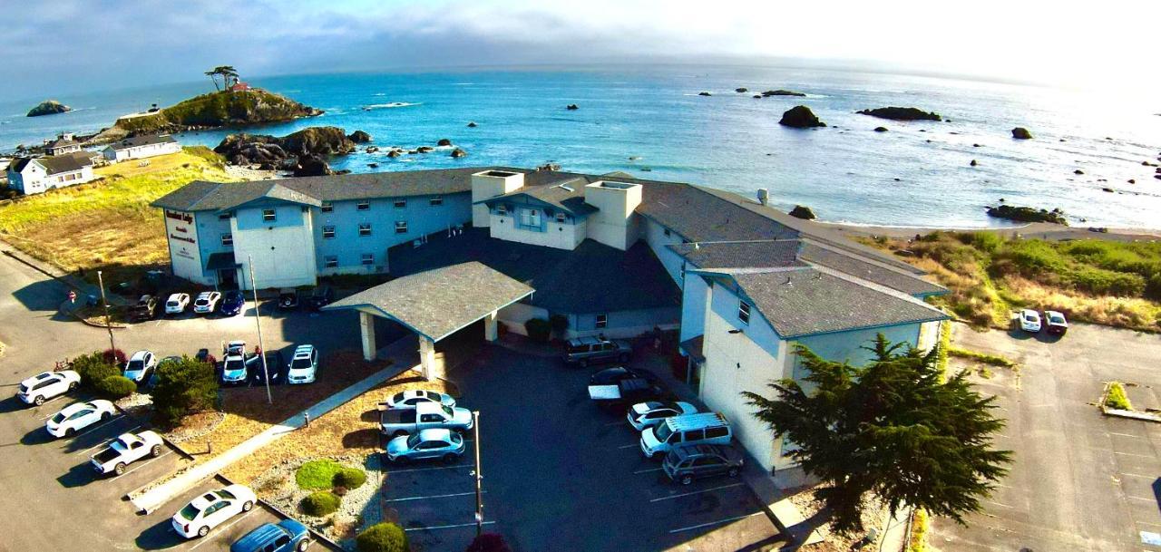 Oceanfront Lodge Кресент-Сити Экстерьер фото