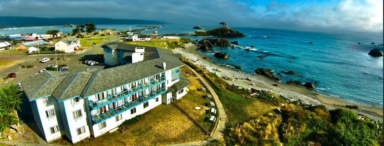 Oceanfront Lodge Кресент-Сити Экстерьер фото