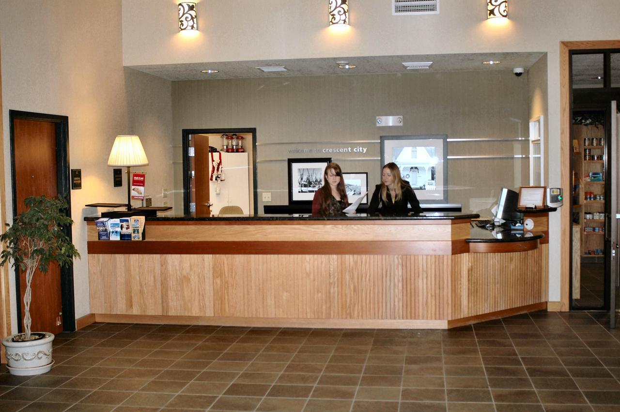Oceanfront Lodge Кресент-Сити Экстерьер фото
