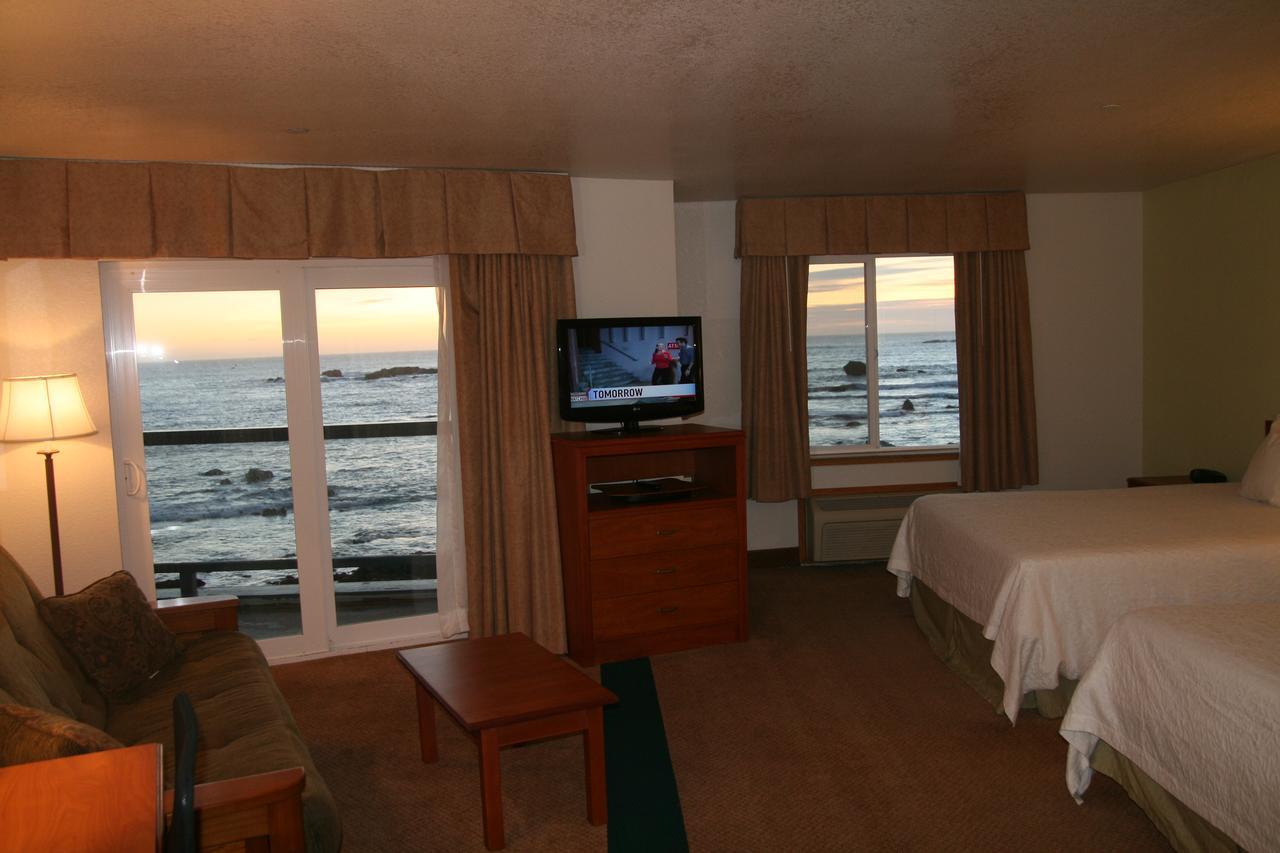 Oceanfront Lodge Кресент-Сити Экстерьер фото