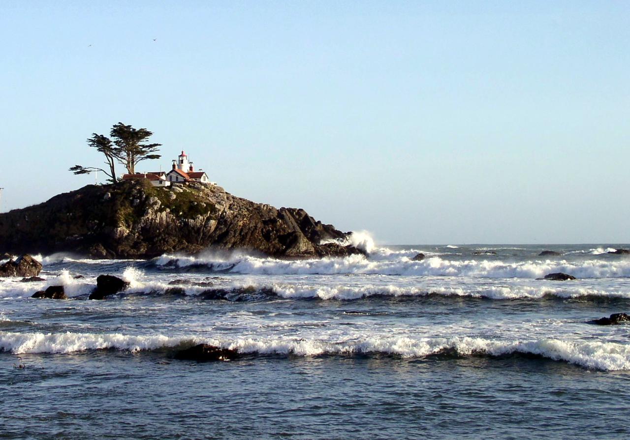 Oceanfront Lodge Кресент-Сити Экстерьер фото